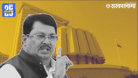 Congress leader Vijay Wadettiwar addressing the media after Maharashtra police lathi-charged youth protesters demanding employment under the Chief Minister Youth Training Scheme in Nagpur.