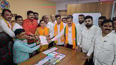 Harshali Chaudhary Files Mayor Nomination | Rahul Damle Deputy Mayor Race
