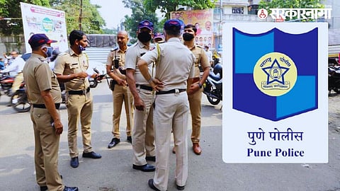 Pune Police officials conduct a large-scale midnight combing operation in Budhwar Peth, inspecting buildings and questioning residents during a major crackdown.