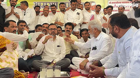 Onion farmers end their hunger strike after successful talks led by Dada Bhuse during the ongoing protest in Maharashtra.