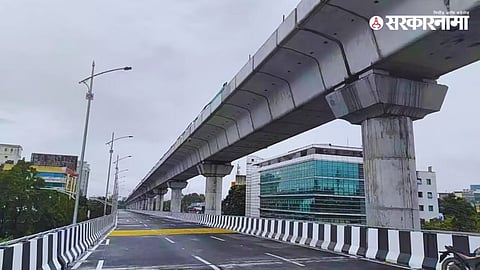 Traffic resumes two-way movement at Acharya Anand Rishiji Chowk near Savitribai Phule Pune University after completion of the double-decker flyover and metro corridor work.