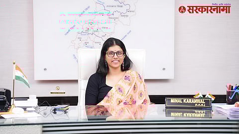jalgaon zp ceo Meenal Karanwal