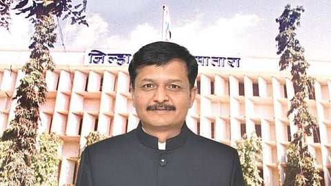 Satara  Collector santosh Patil