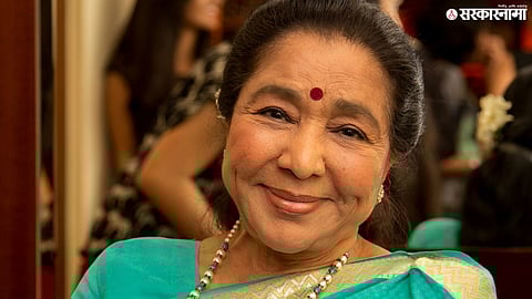  Asha Bhosle Passes 