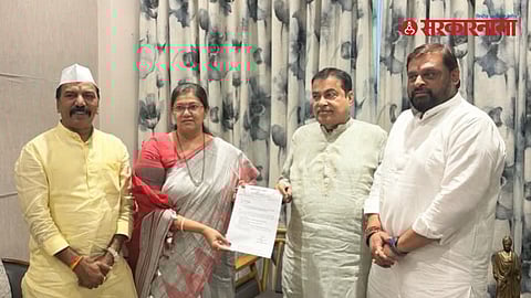 Nashik Mayor Himgauri Adke meets Union Minister Nitin Gadkari