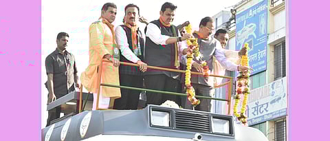 cm`s mahajandesh yatra super fast in dhule