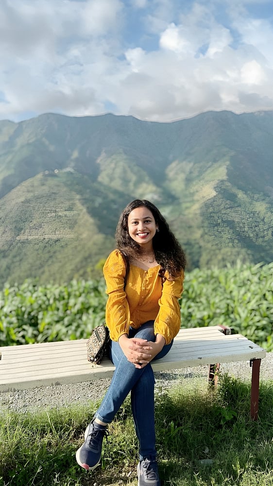 'ब्युटी विथ ब्रेन'चे उत्तम उदाहरण आयएएस रिया डाबी | IAS Ria Dabi is a ...