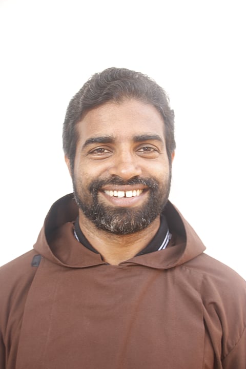 ഫാ. വര്‍ഗീസ് മുണ്ടക്കല്‍ കരിസ്മാറ്റിക് കമ്മീഷന്‍ സെക്രട്ടറി