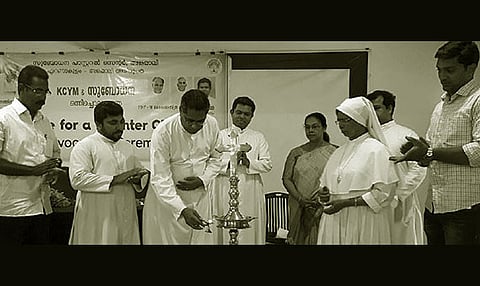 കുടുംബങ്ങളുടെ സ്നേഹതാളം നിലനിര്‍ത്താന്‍ ശ്രദ്ധിക്കണം: മാര്‍ എടയന്ത്രത്ത്