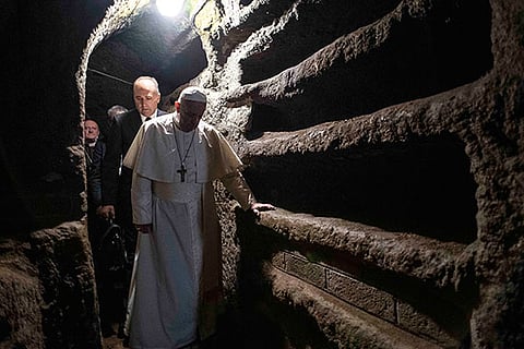 സകലവിശുദ്ധരുടെ തിരുനാളിലെ പേപ്പല്‍ കുര്‍ബാന ഭൂഗര്‍ഭകല്ലറകളില്‍