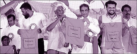 തുണിസഞ്ചികളുമായി സഹൃദയ