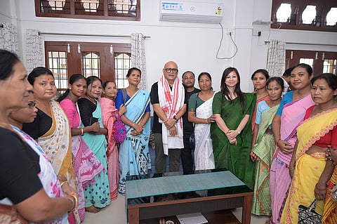নিৰ্বাচনী জয়ৰ পিছত সুশান্ত বৰগোহাঁইক উষ্ম আদৰণি দলীয় কৰ্মীসকলৰ