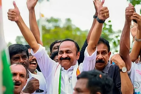 কংগ্ৰেছ নেতৃত্বাধীন UDF-ৰ বিপুল বিজয়ৰ পিছত ভি.ডি. সতীশন কেৰালৰ নতুন মুখ্যমন্ত্ৰী ঘোষণা