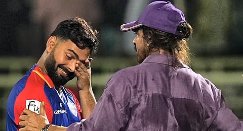 Shah Rukh’s heart-warming gesture towards Rishabh Pant goes viral