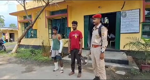 Assam: Citizens Apprehend Two Robbers, Hands Them Over to the Police

