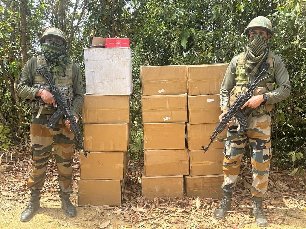 Mizoram: Foreign cigarettes worth 19.5 lakh seized in Champhai