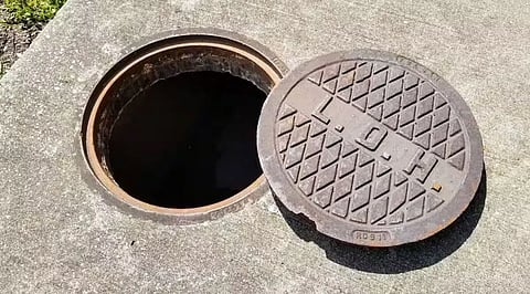 MANHOLE