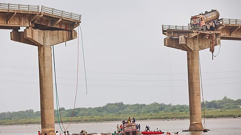 Gambhira bridge