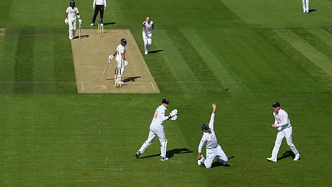 Joe Root Breaks Dravid’s Record for Most Catches by Outfielder in Tests