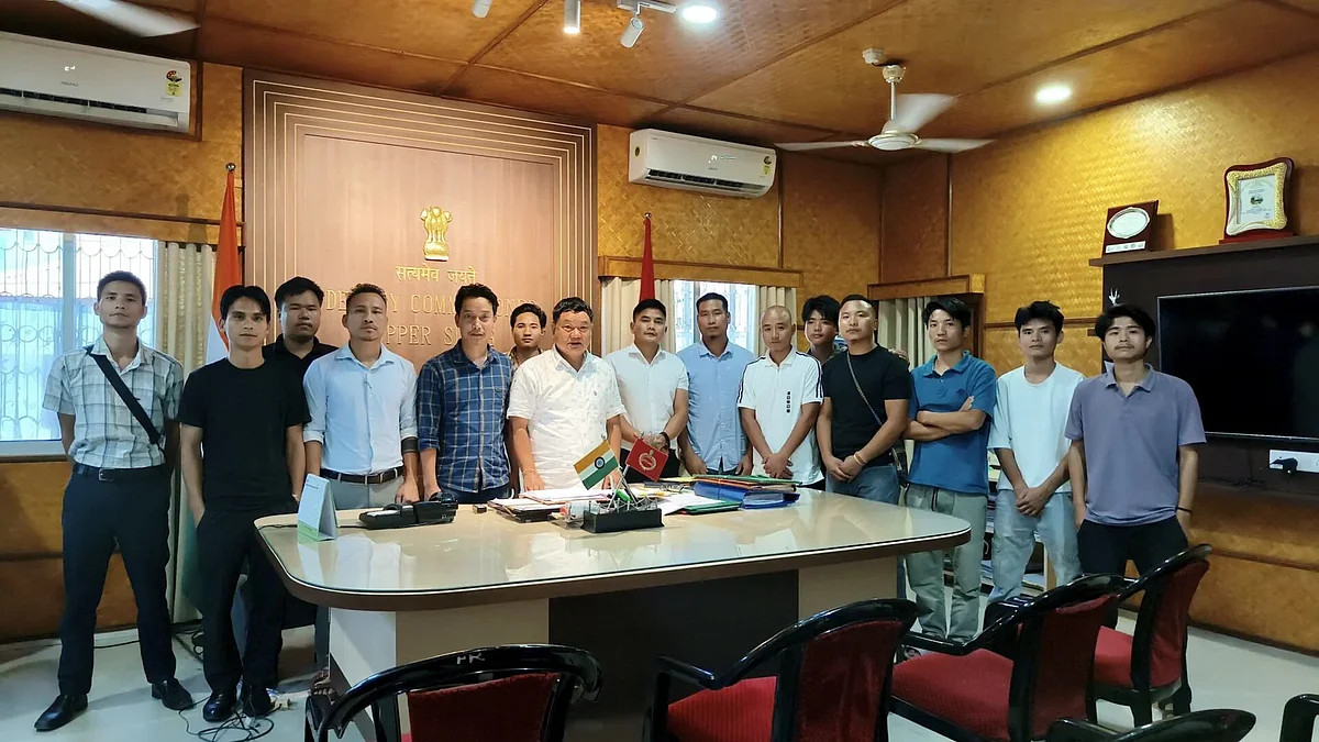 AUSDSU submits 12-point charter of educational demands to Arunachal Education Minister