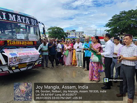 Assam: Nalbari DC Flags Off Educational Tour Under Mission Arohan