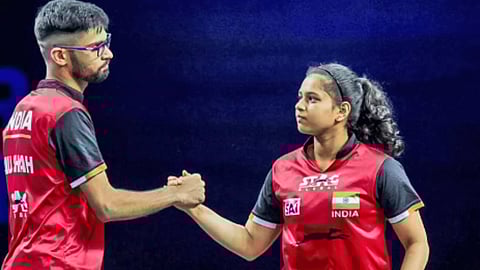 Manush-Diya duo 