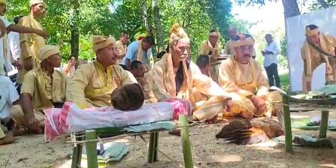Tai Ahom 