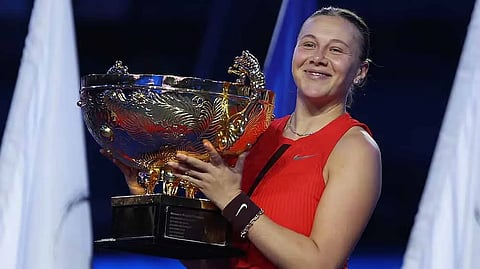 China Open: Amanda Anisimova beats Noskova to win second title of year