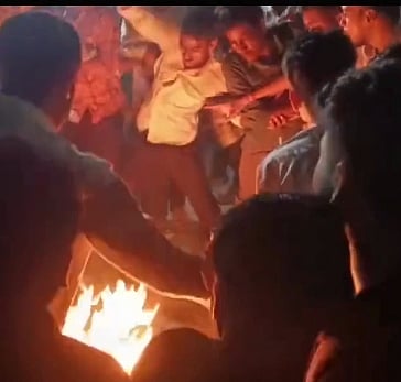 Image of the protest at Gauhati University, students demanding fair probe in late music icon Zubeen Garg's death case