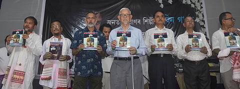 Guwahati: Commemorative book ‘Kangchenjunga Zubeen’ by Hiren Gohain unveiled