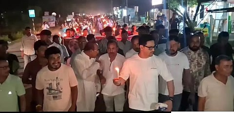 Image of prominent actor Ravi Sarma along with the Brihattor Amranga Barihat Nagarik Mancha Committee joins in a silent candlelight justice march 