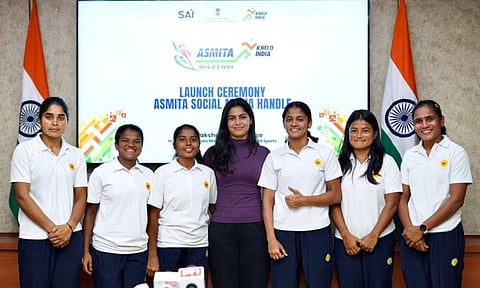 Manu Bhaker Applauds ASMITA Leagues for Empowering Women in Sports