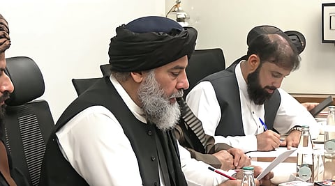 Image of Afghanistan’s Minister of Industry and Commerce, Alhaj Nooruddin Azizi, addressing the media