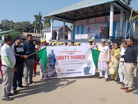 Image of the unity march in South Salmara