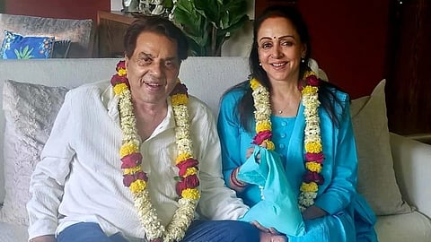 Hema Malini shares an emotional tribute for late husband Dharmendra