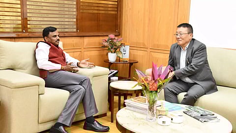 Samrang Land Customs Station 