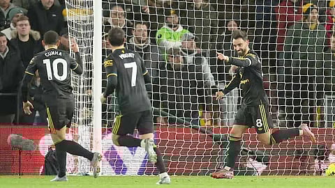Premier League: Fernandes stars as Manchester United beat Wolves to go sixth