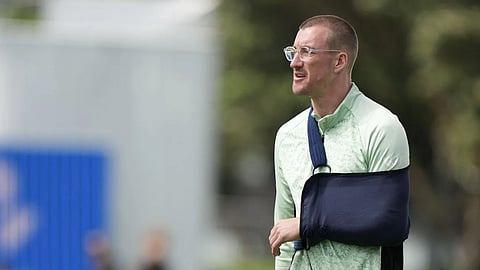 Injured Blair Tickner will not bowl or field for rest of Wellington Test