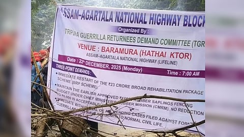 Image of the blockade of Assam-Agartala National Highway by the Tripura Guerrilla Returned Demand Committee