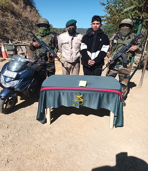 Assam Rifles Seizes Heroin Worth Nearly Rs 10 Lakh in Mizoram’s Champhai District
