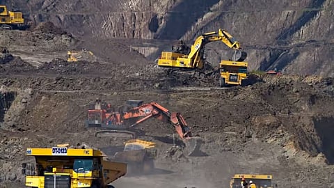 Katakey committee flags urgent need to close 22,000 coal pits in East Jaintia Hills