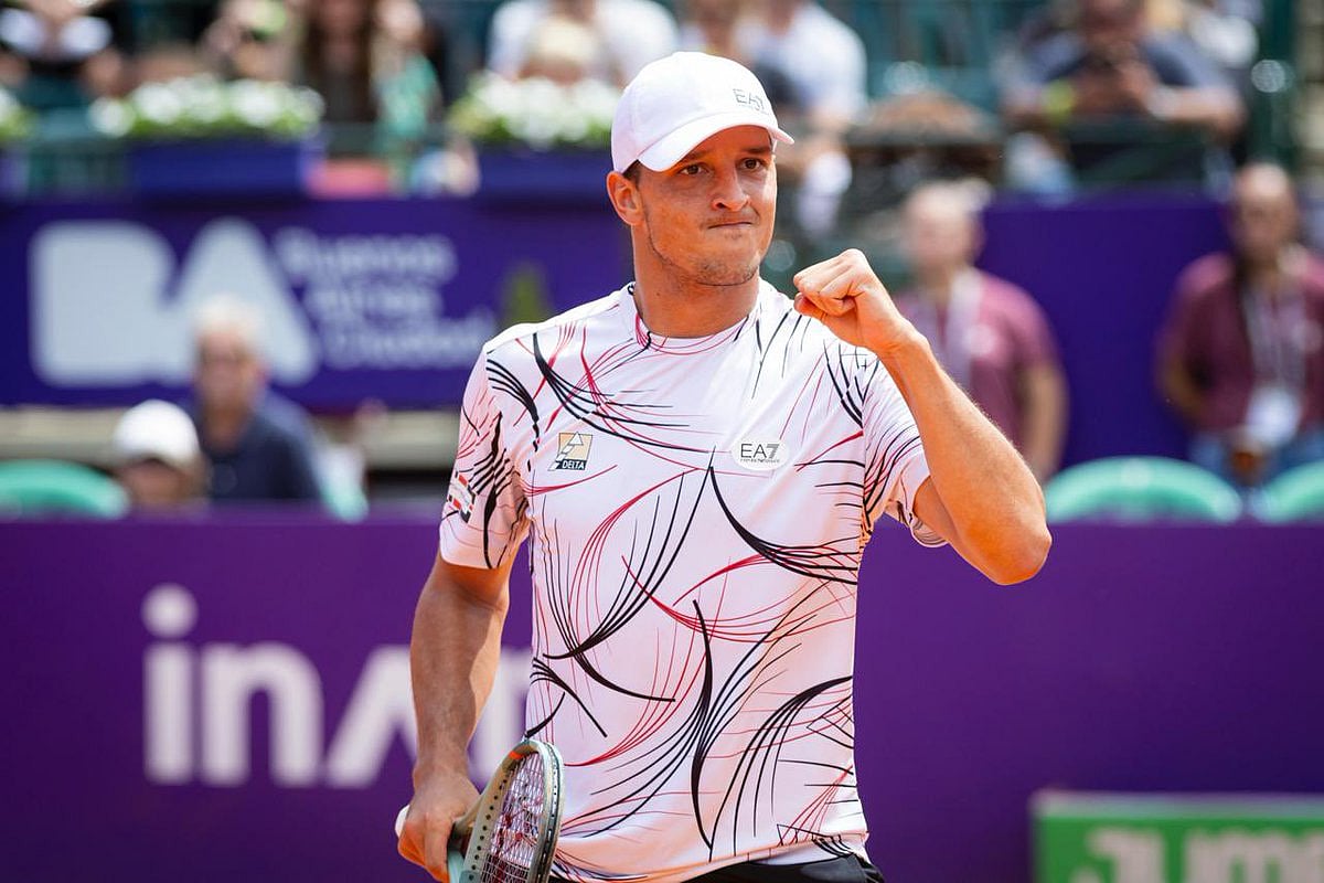 Argentina Open: Darderi beats Barrios to reach last eight - The Sentinel - of this Land, for its People thumbnail