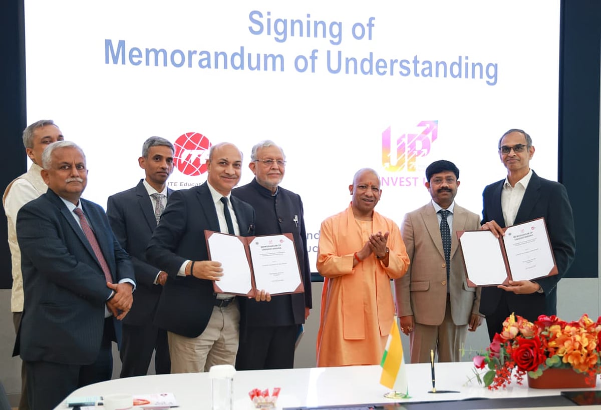 On the first day of CM Yogi’s Singapore visit, Uttar Pradesh achieved a major investment success with MoUs worth approximately ₹20,000 crore signed