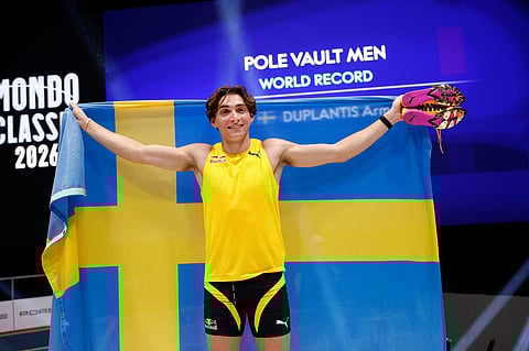 Armand Duplantis breaks pole vault world record for 15th time