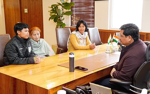 Meghalaya CM Meets Sanfida Nongrum, Praises Her Historic Achievement
