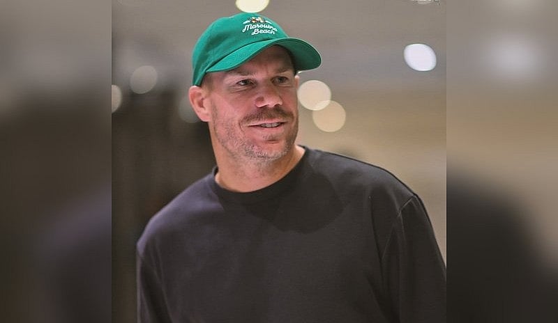 David Warner charged with drink driving in Sydney after roadside breath test