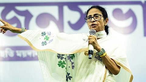  Mamata Banerjee 