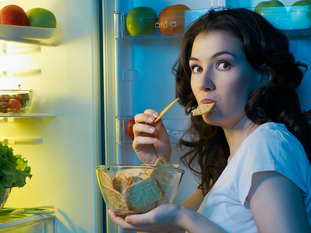 Late-night snacking bad for your gut health: Study