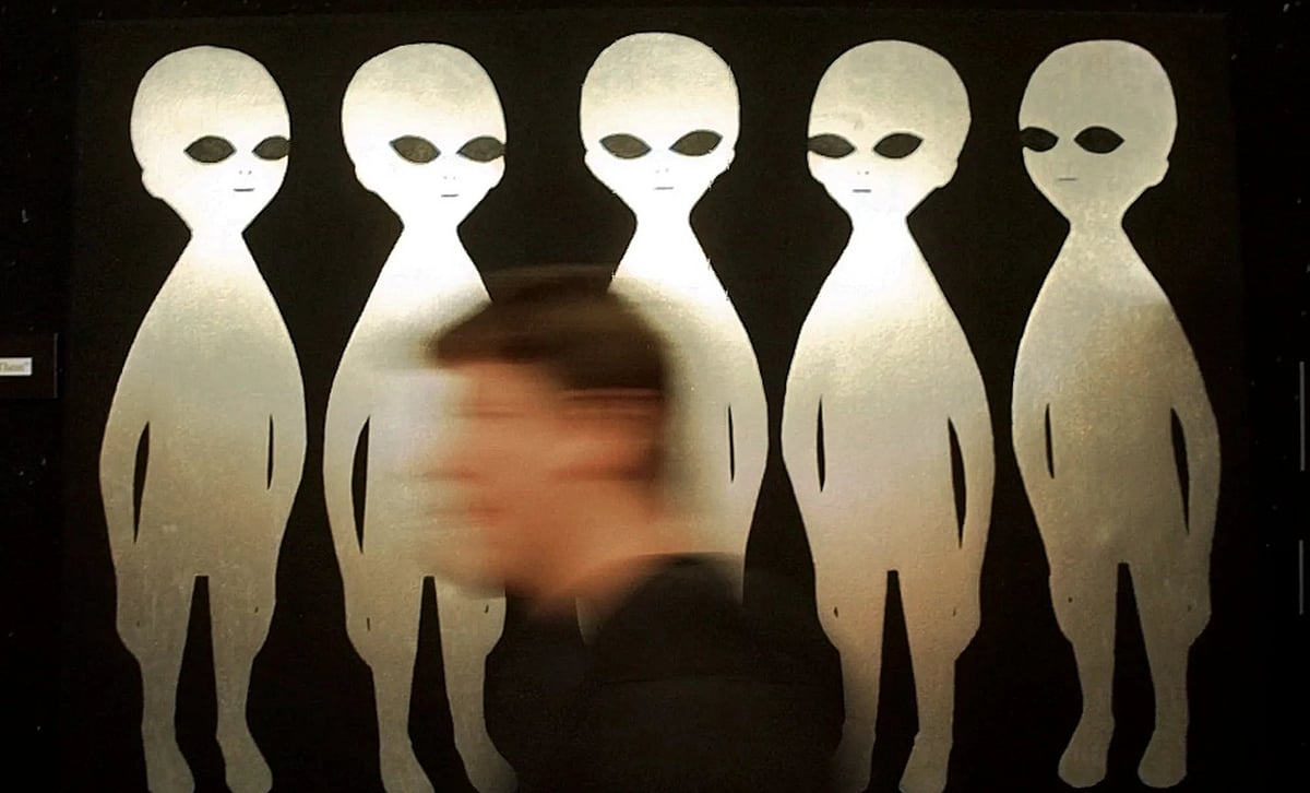 Pentagon Declassifies Decades of UAP Files, Reveals Global Sightings and ‘Four-Foot’ Humanoid Reports