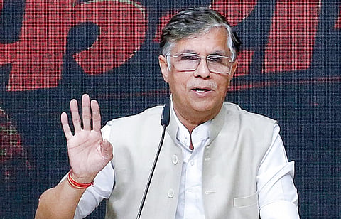 After 12 Hours of Questioning, Pawan Khera Returns to Assam Crime Branch Today in CM’s Wife Passport Row